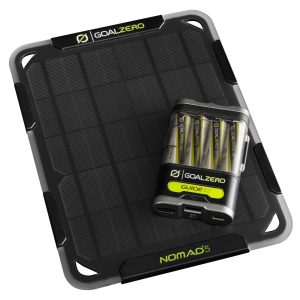 Navigation & Tech |  Guide 12 Solar Kit Navigation & Tech Black